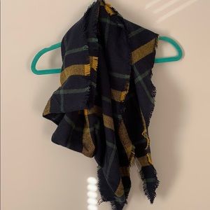 Plaid scarf